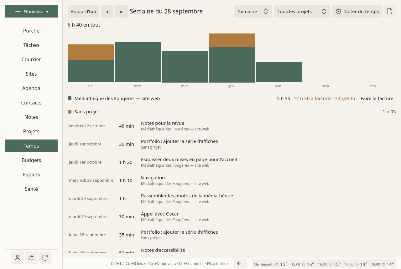 La page Temps sur « Semaine » : une barre par jour, empilée par projet en quelques couleurs calmes ; dessous, les heures de chaque projet et ce qui reste à facturer, puis chaque plage de temps, de la plus récente à la plus ancienne.